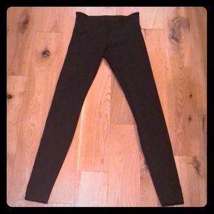 Black lululemon leggings